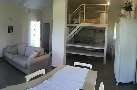 Relais Le Fornacelle Aparthotel Castagneto Carducci Camera foto