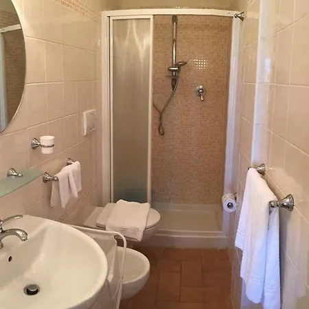 Relais Le Fornacelle Aparthotel Castagneto Carducci Camera foto