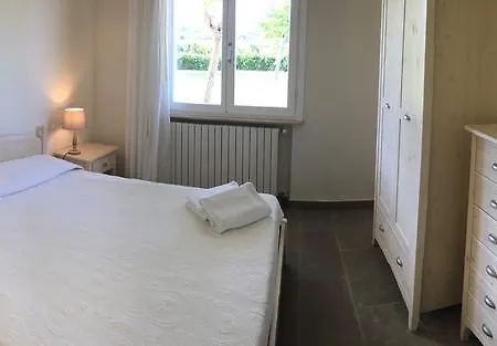 Relais Le Fornacelle Aparthotel Castagneto Carducci Camera foto